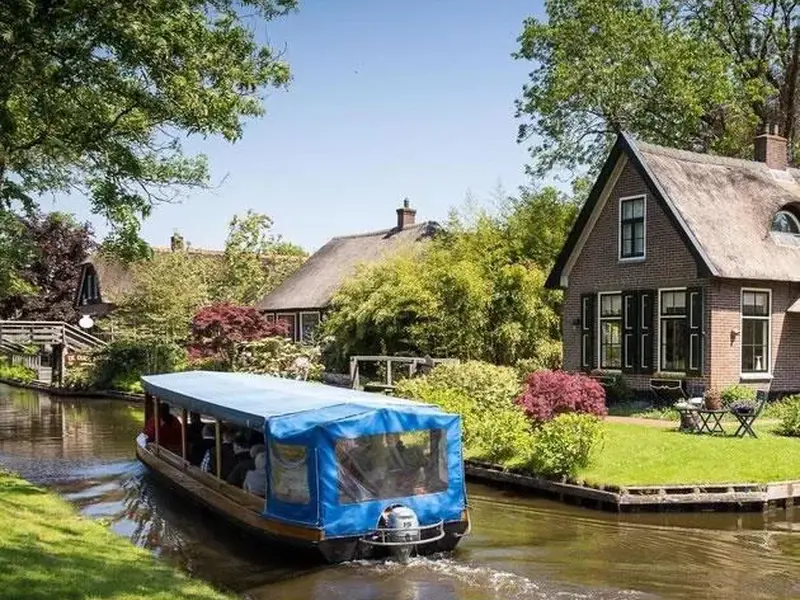 Scopri la bella Giethoorn